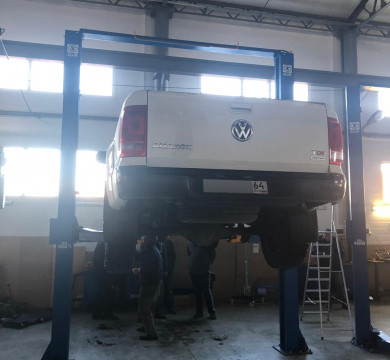 Замена всех тормозных колодок Volkswagen Passat B7 1.8 TSI 152 л.с. 2011-2015